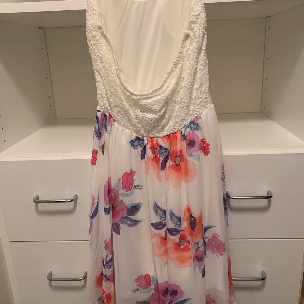Dress - Picture 4 of 6